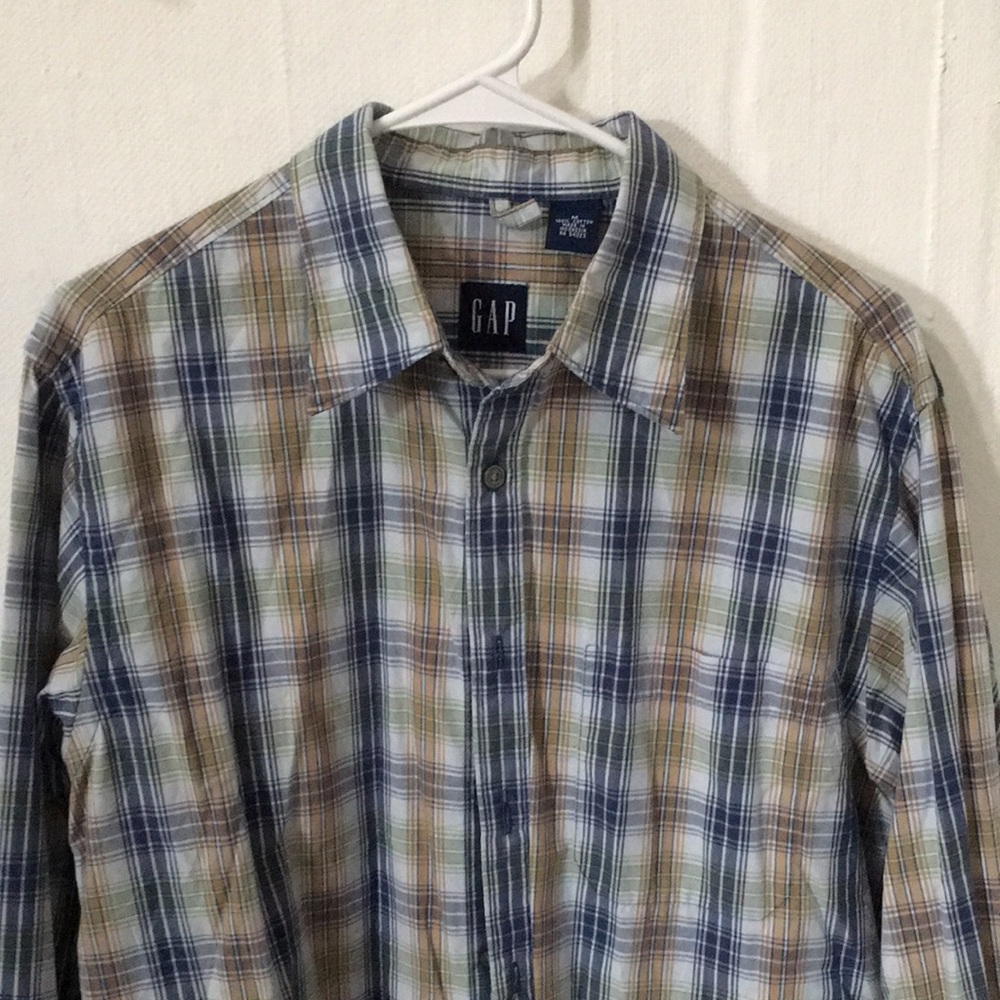 Men’s Gap button down shirt - Picture 3 of 8